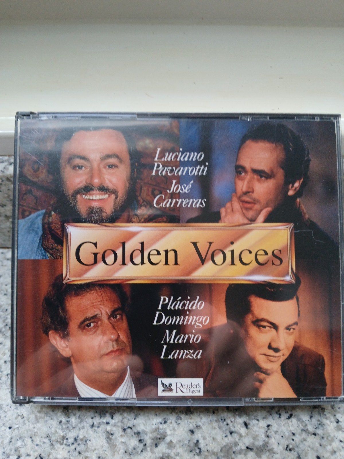 Golden Voices CD - Luciano Pavarotti, Plácido Domingo, Overige componisten, Modernisme tot heden, Ophalen of Verzenden, Zo goed als nieuw