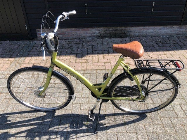 Batavus Live fiets dames . geel , framemaat 57 cm . 3 Nexus, Ophalen, Gebruikt, Versnellingen, Batavus
