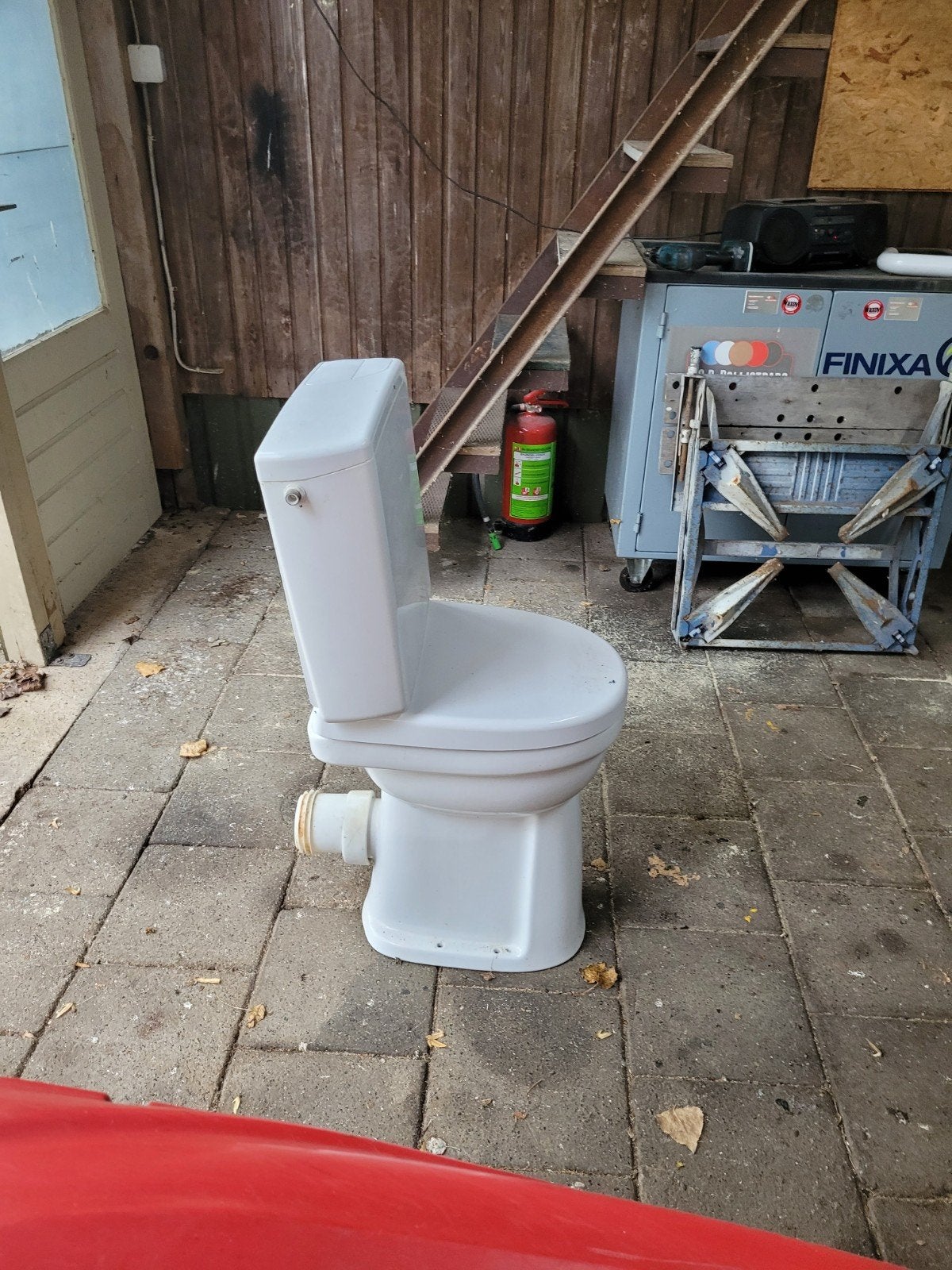 Hoog toilet met stortbak, Doe-het-zelf en Verbouw, Ophalen, Gebruikt, Toilet