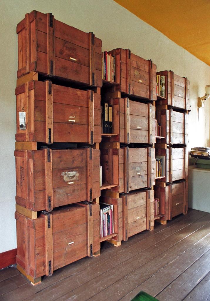 Archiefkast van 12 ‘antieke’ houten verhuiskisten, Ophalen
