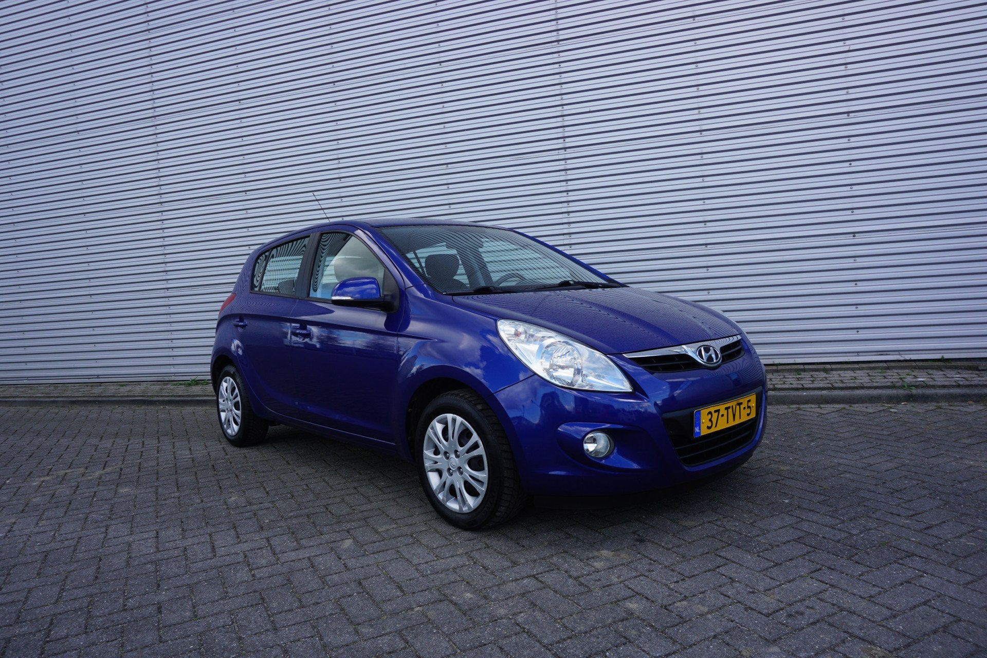 Hyundai i20 1.2i Plus Climate / Elektr. ramen / NAP, Auto's, Gebruikt, 31 €/maand, 4 cilinders, Blauw