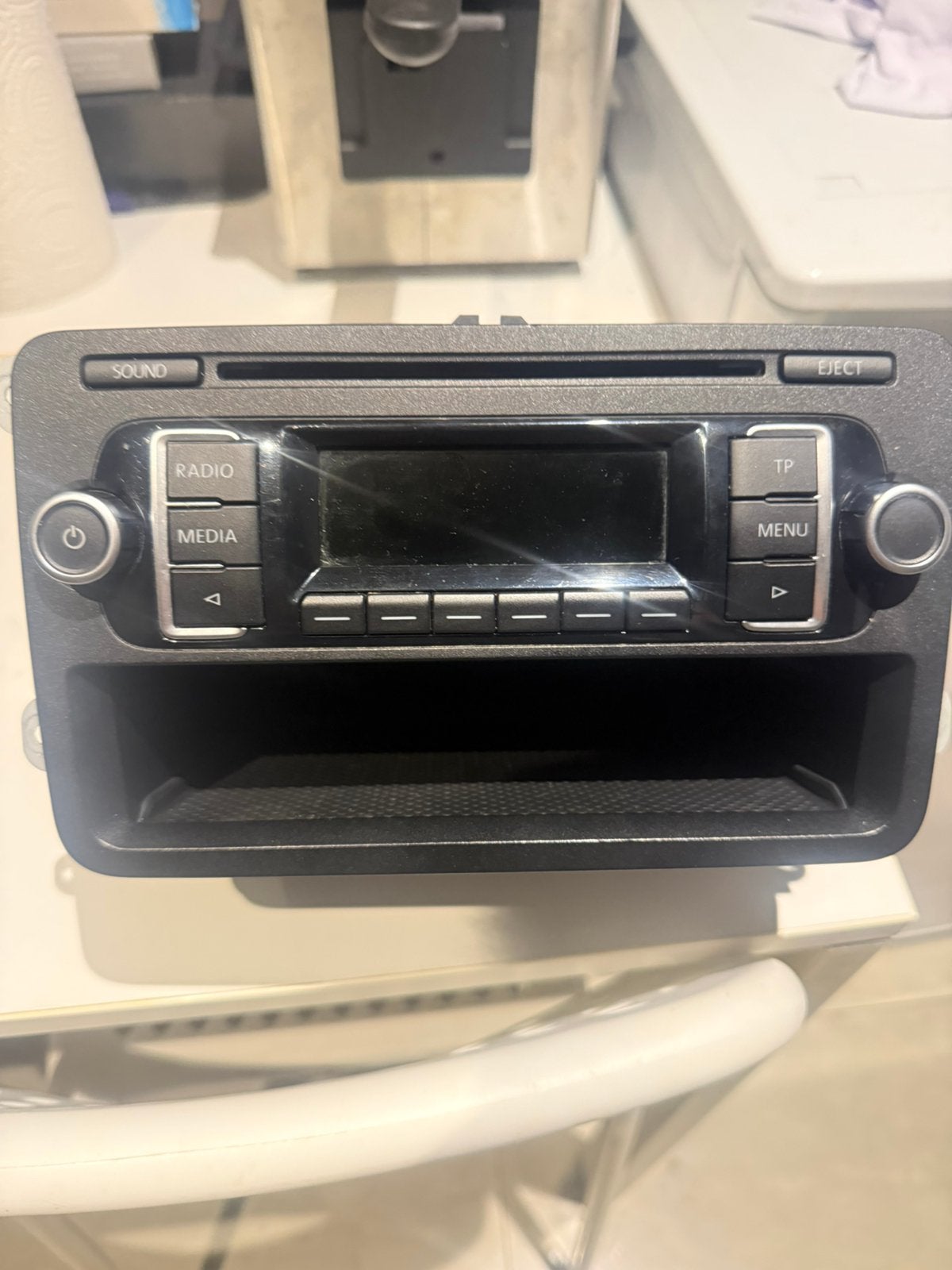 origineel radioadapter volkswagen polo 2012 lees hoer onder, Ophalen, Zo goed als nieuw