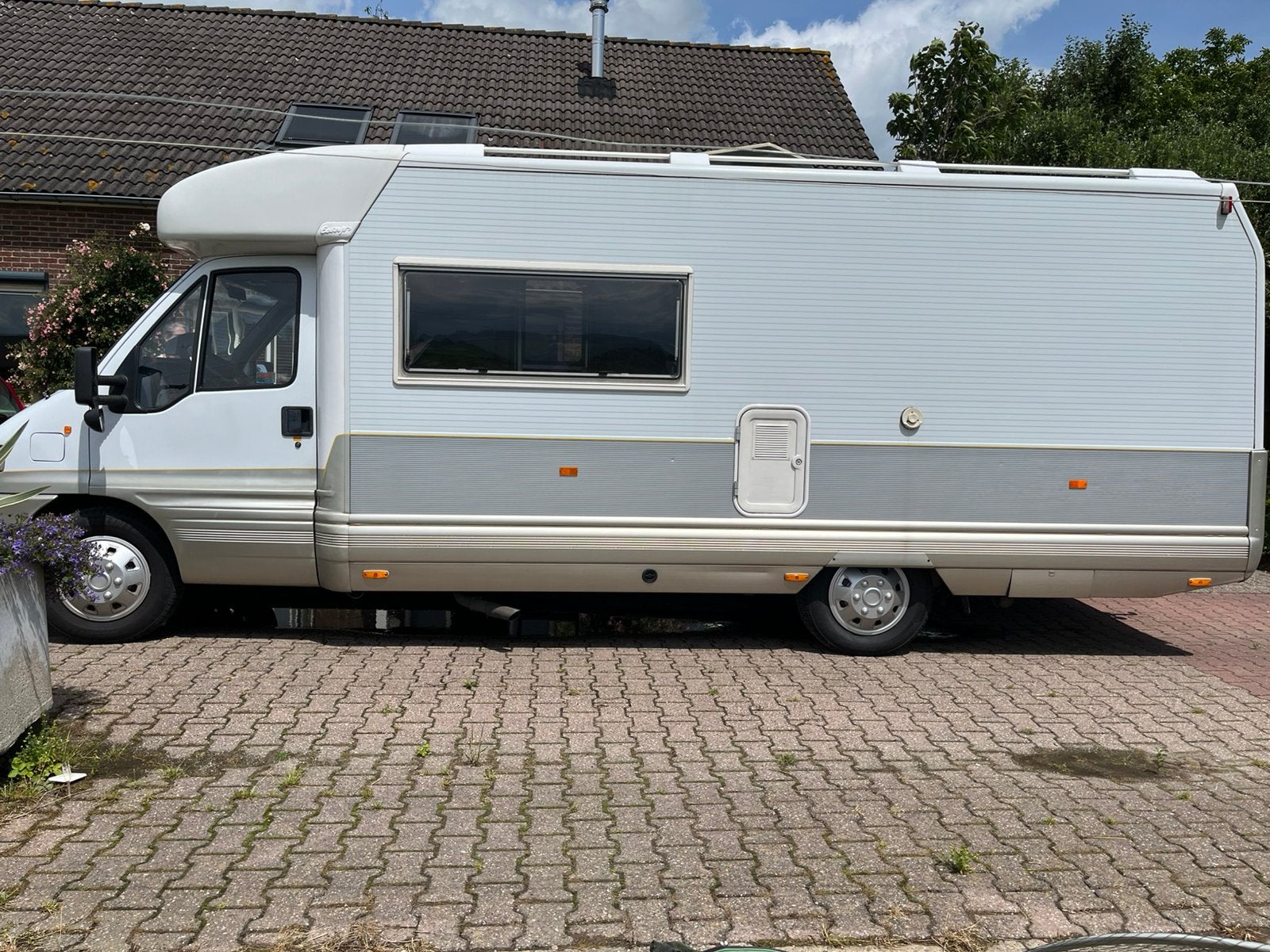 Laika Ecovip 1R camper motor Fiat Ducato 2.5 TDI 116 pk, Ringverwarming, Fiat, Tot en met 3, Particulier