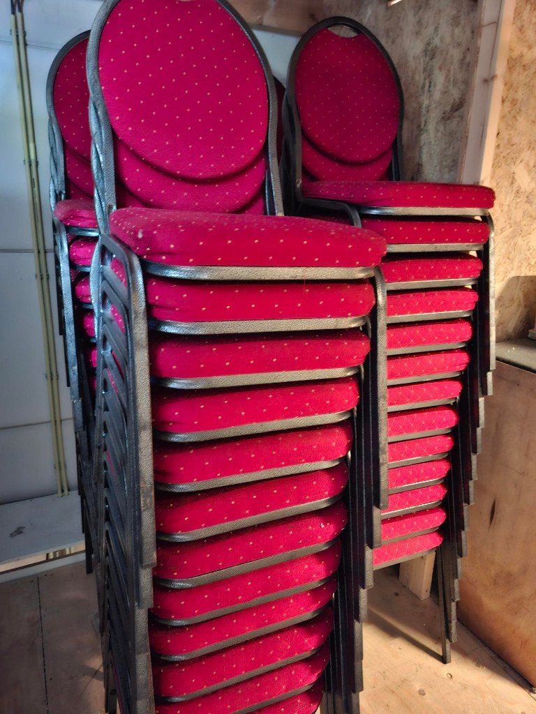 50 stapelbare conferentiestoelen, Diversen, Ophalen, Gebruikt