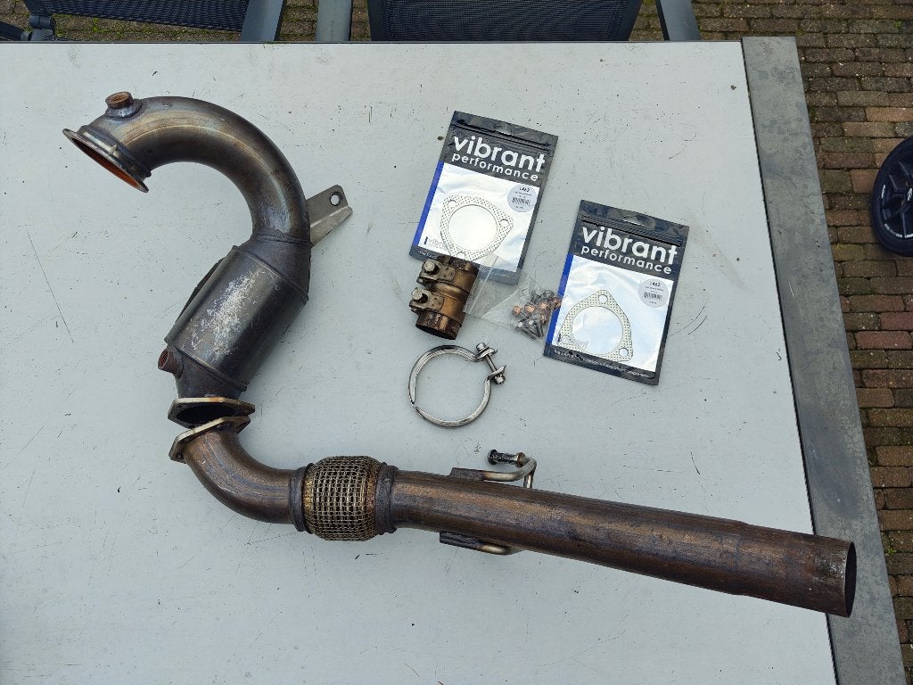 Milltek downpipe VW Up! GTI 1.0 TSI, Ophalen, Gebruikt, Volkswagen