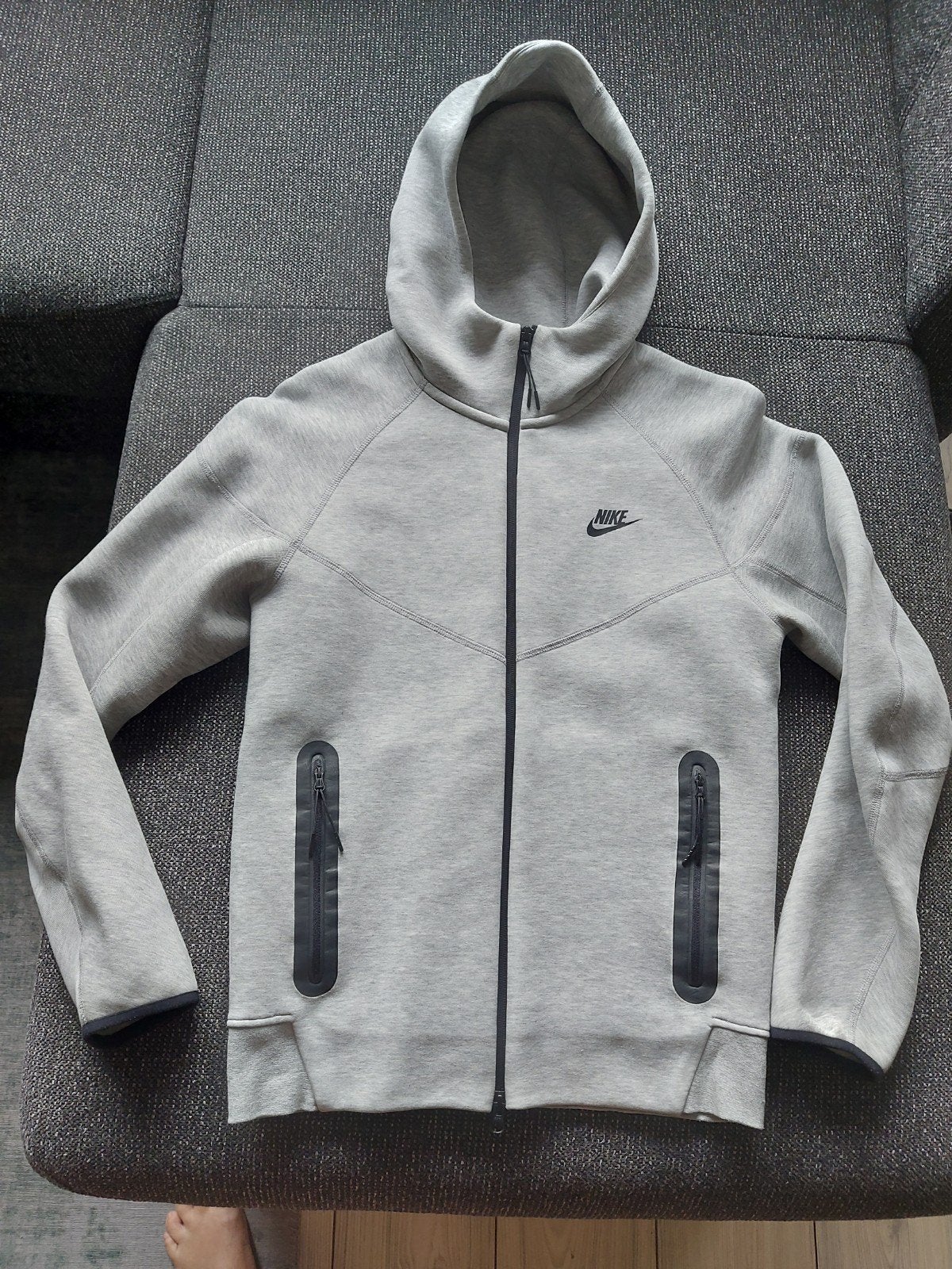 Mooi Nike tech fleece vest grijs maat s, Kleding | Heren, Ophalen, Nike, Zo goed als nieuw, Grijs