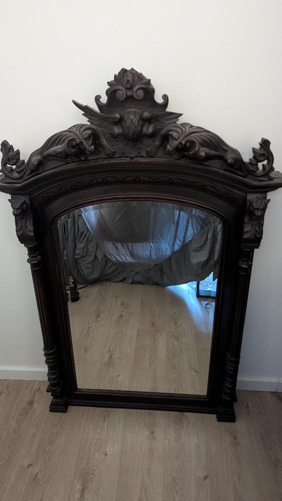 Grote antieke/vintage spiegel met rijk houtsnijwerk, Antiek en Kunst, Antiek | Spiegels, Ophalen, Overige vormen, 100 tot 150 cm
