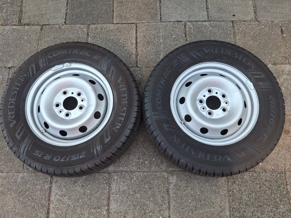Set van 2 Vredestein Comtrac2 Banden 215/70R15 C, uit 2023, Ophalen, Zo goed als nieuw