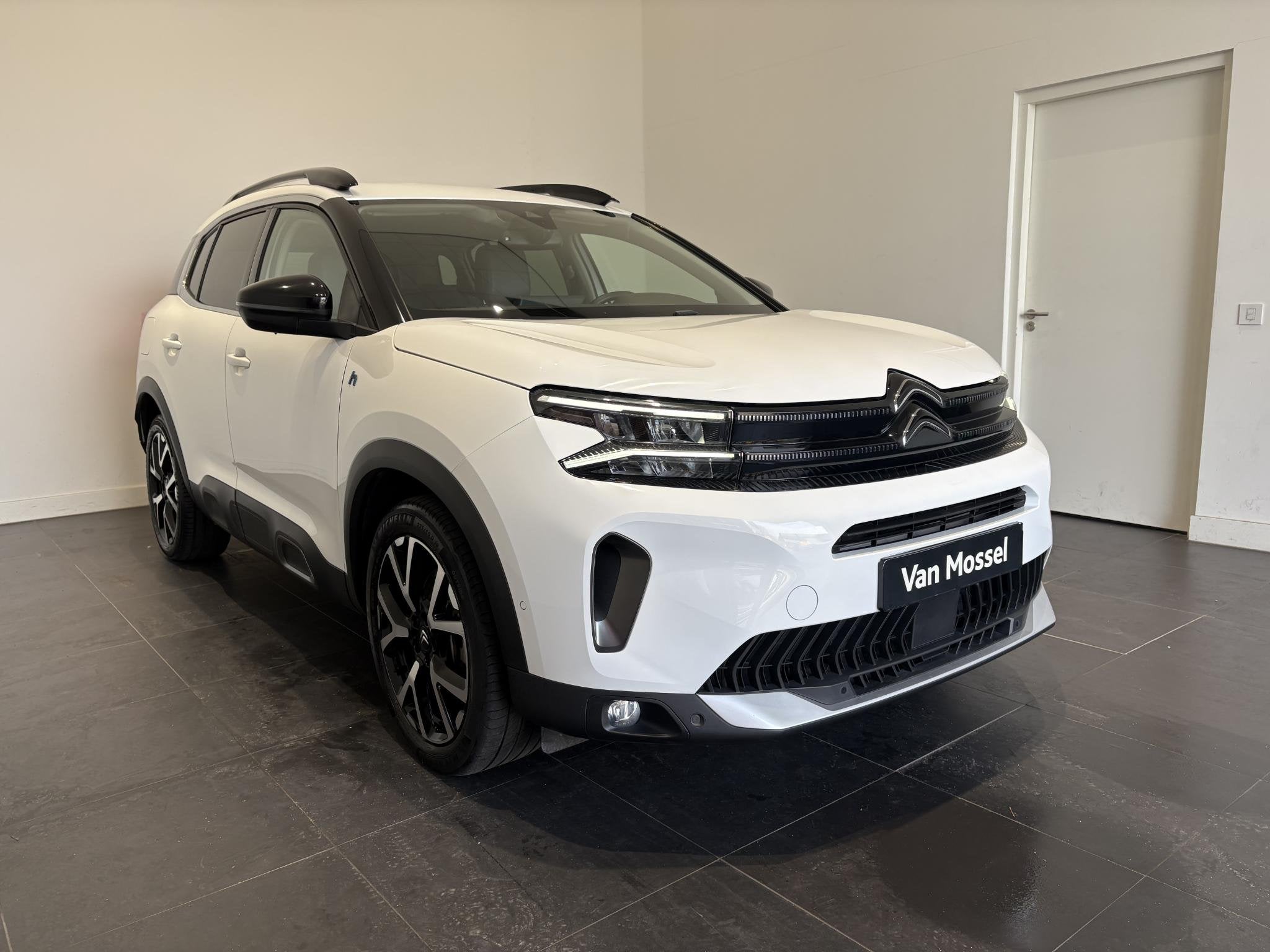 Citroen C5 Aircross 1.6 Plug-in Hybrid 225 Shine | APPLE CAR, Auto's, 12 maanden, 14 kWh, Gebruikt, Euro 6