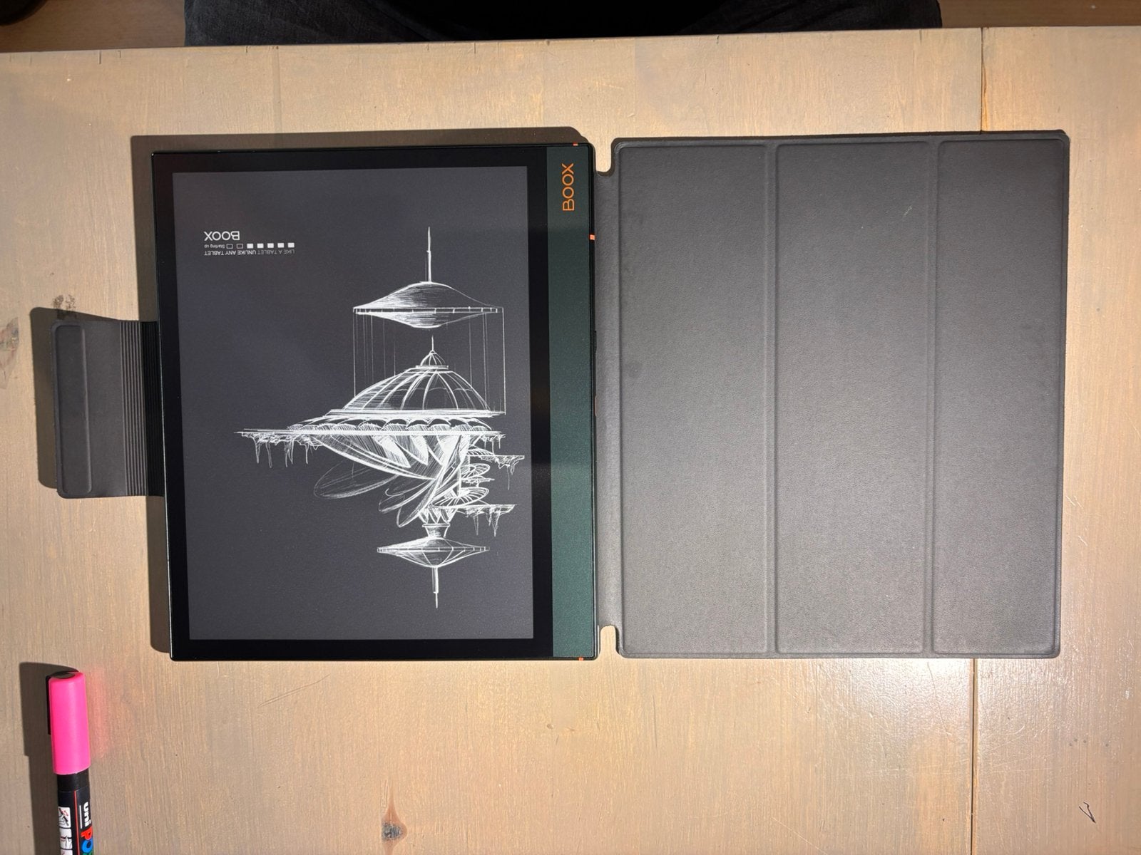 BOOX Note Air2 Plus e-ink tablet