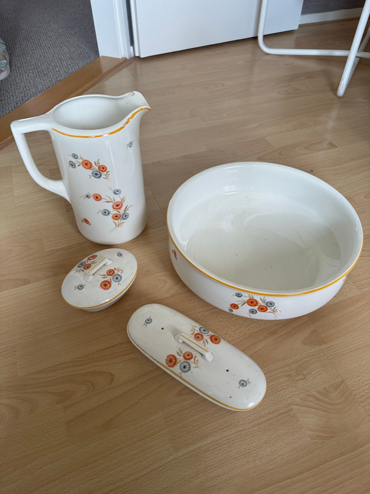 Antiek Lampetstel 4-delig met bloemmotief, Ophalen
