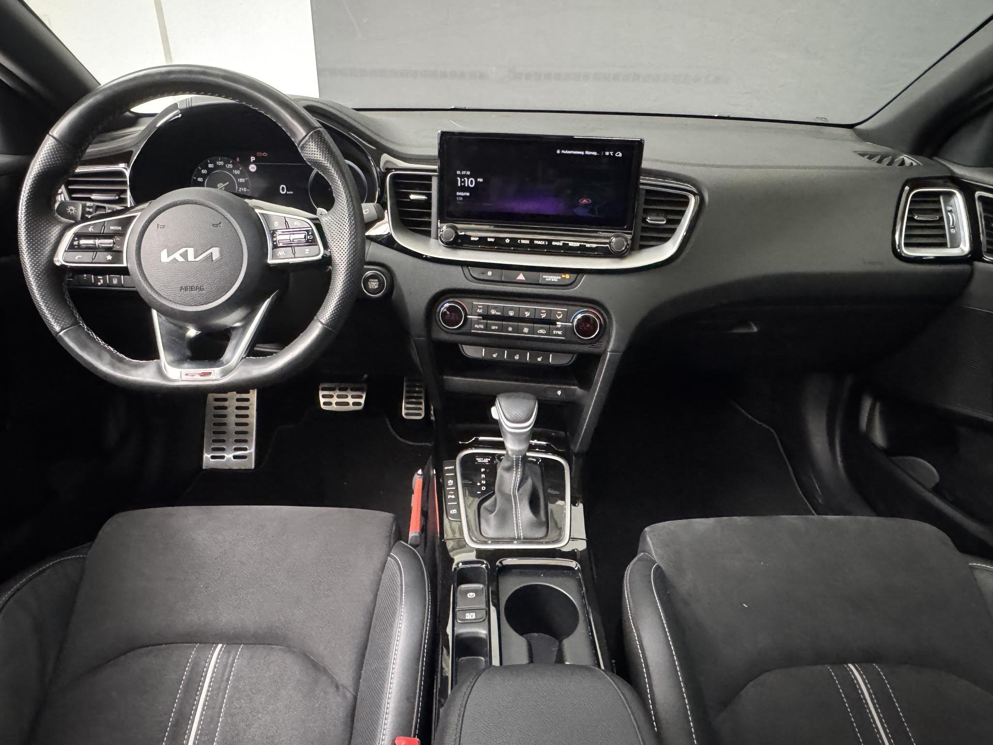 Kia Ceed 1.5 T-GDi GT-Line | Panoramadak | Stuur + Stoelverw, Auto's, Gebruikt, 4 cilinders, Met garantie (alle), 160 pk