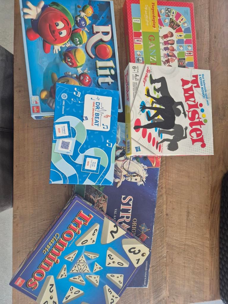 Spellen : Rolit, Twister, Triominos, Stratego, ganzenbord, Hobby en Vrije tijd, Gezelschapsspellen | Bordspellen, Vijf spelers of meer