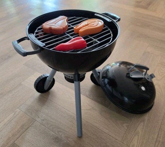 Weber Speelgoed BBQ voor Kinderen met Lichtgevende Kooltjes, Kinderen en Baby's, Ophalen, Gebruikt