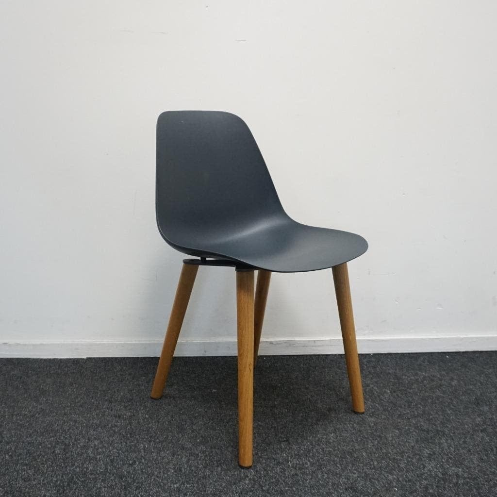 Crassevig Pola Light Vergaderstoel | Design stoelen, Huis en Inrichting, Stoelen, Hout, Gebruikt, -, Ophalen of Verzenden