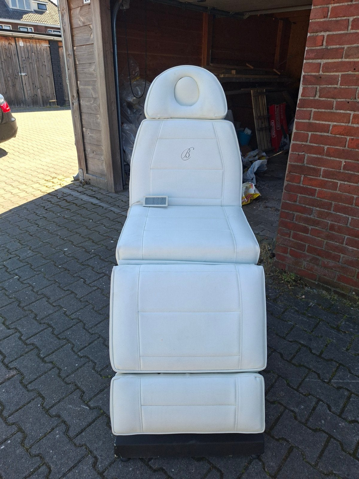 Inboedel schoonheidsalon, Ophalen