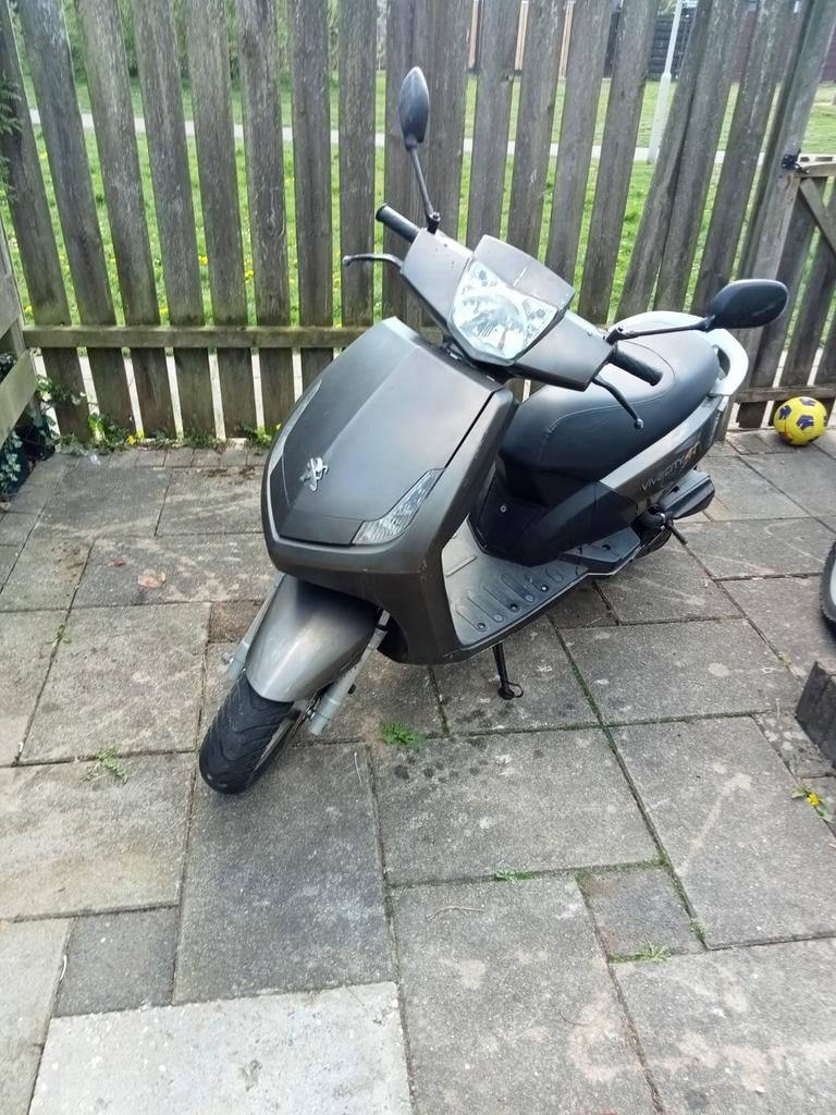 Peugeot Vivacity 4takt, Fietsen en Brommers, Scooters | Peugeot, Ophalen of Verzenden, Gebruikt, Benzine, Vivacity