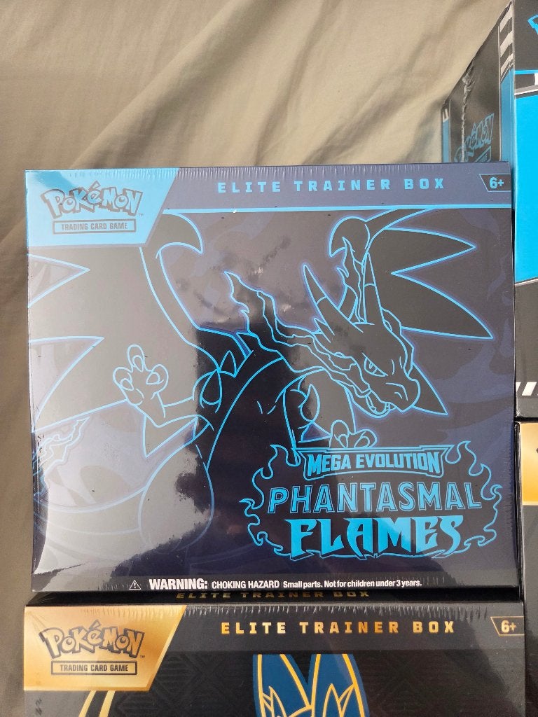Phantasmal flames etb elite trainer box, Ophalen of Verzenden, Nieuw