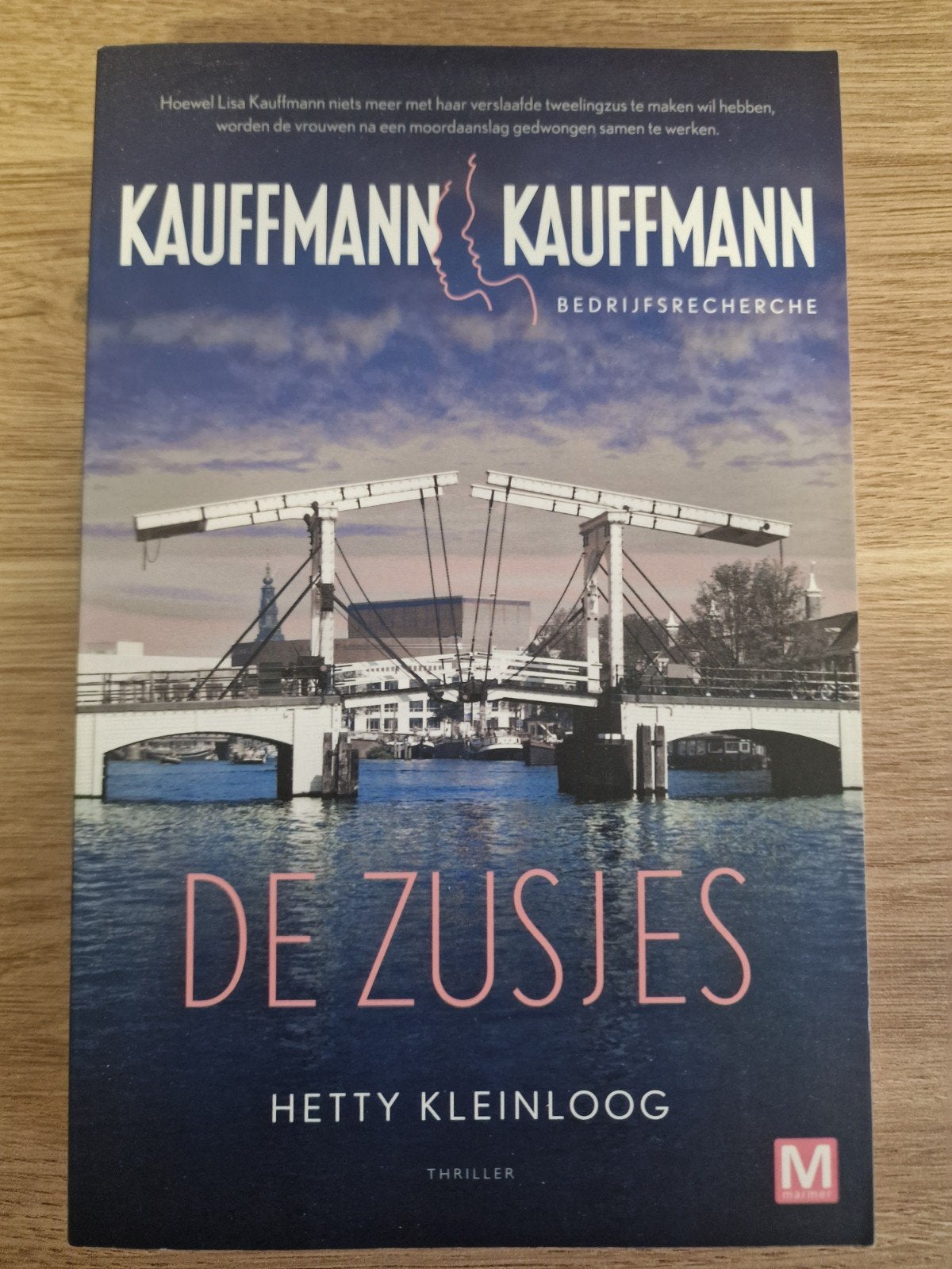 ZGAN De zusjes, Ophalen, Zo goed als nieuw
