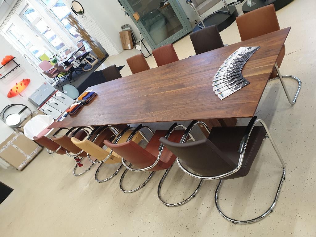 Bert Plantagie vergadertafel / eetkamertafel 350*105cm