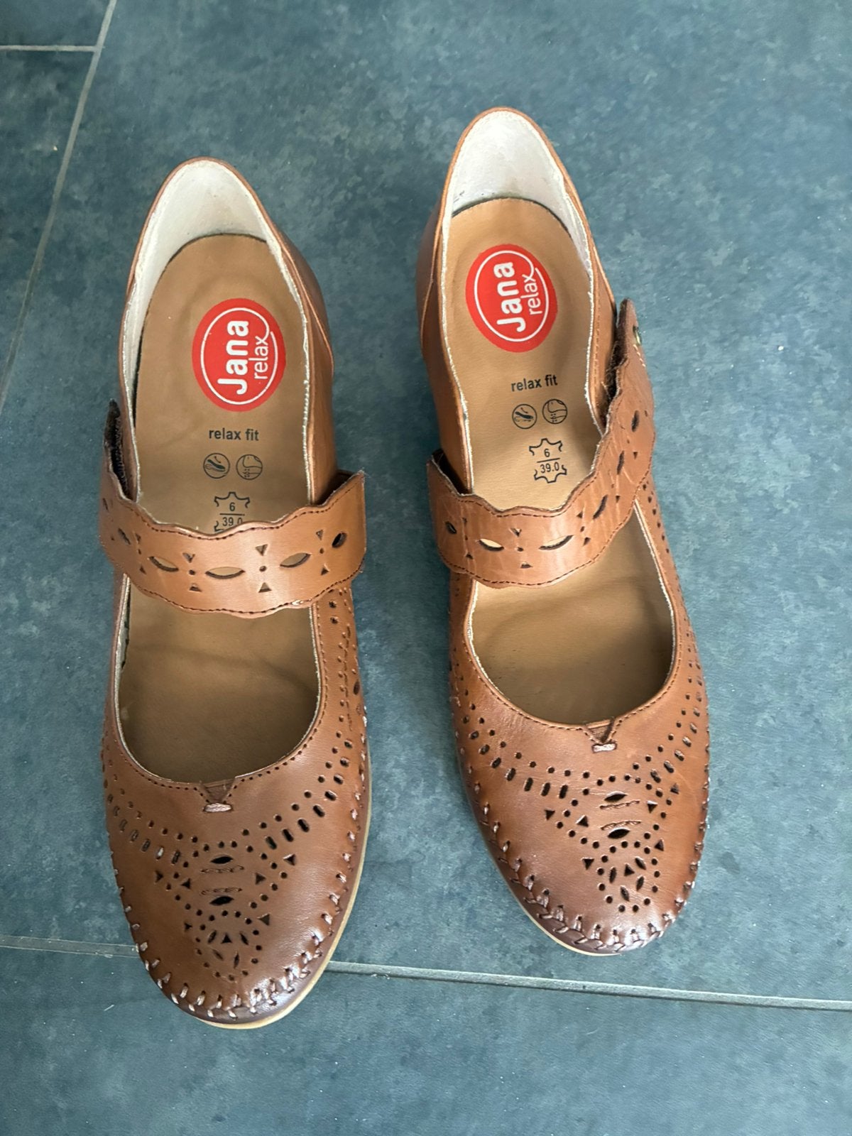 JANA relax fit leren schoenen nieuw 39, Kleding | Dames, Ophalen of Verzenden, Nieuw, Bruin, Sneakers of Gympen