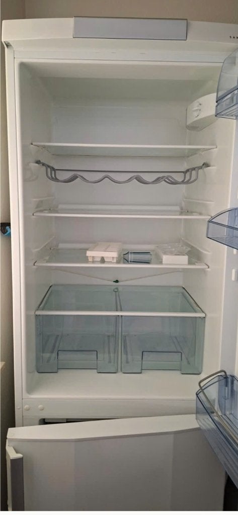 AEG koelvriescombinatie, A+, No-Frost, Ophalen, Gebruikt, 200 liter of meer, Met aparte vriezer