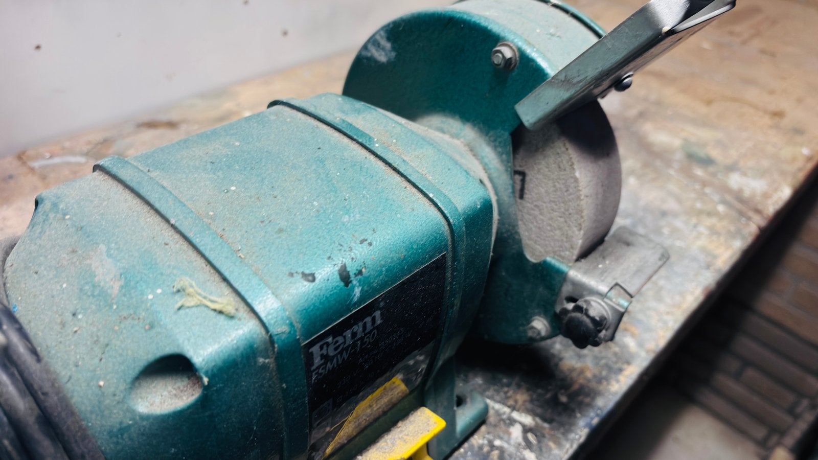 Ferm FSMW-150 Werkbankslijpmachine, Ophalen, Gebruikt, Minder dan 700 watt, Werkbankslijpmachine
