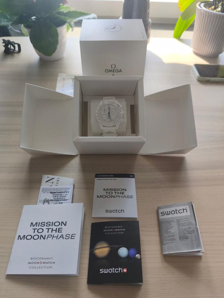 Swatch x Omega - Mission to Moonphase - White, Verzamelen, Ophalen of Verzenden