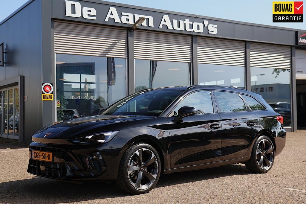 Cupra Cupra Leon Sportstourer 10-2025 7.200 Km Acc Carplay C, 150 pk, Leon, Leder en Stof, Zwart
