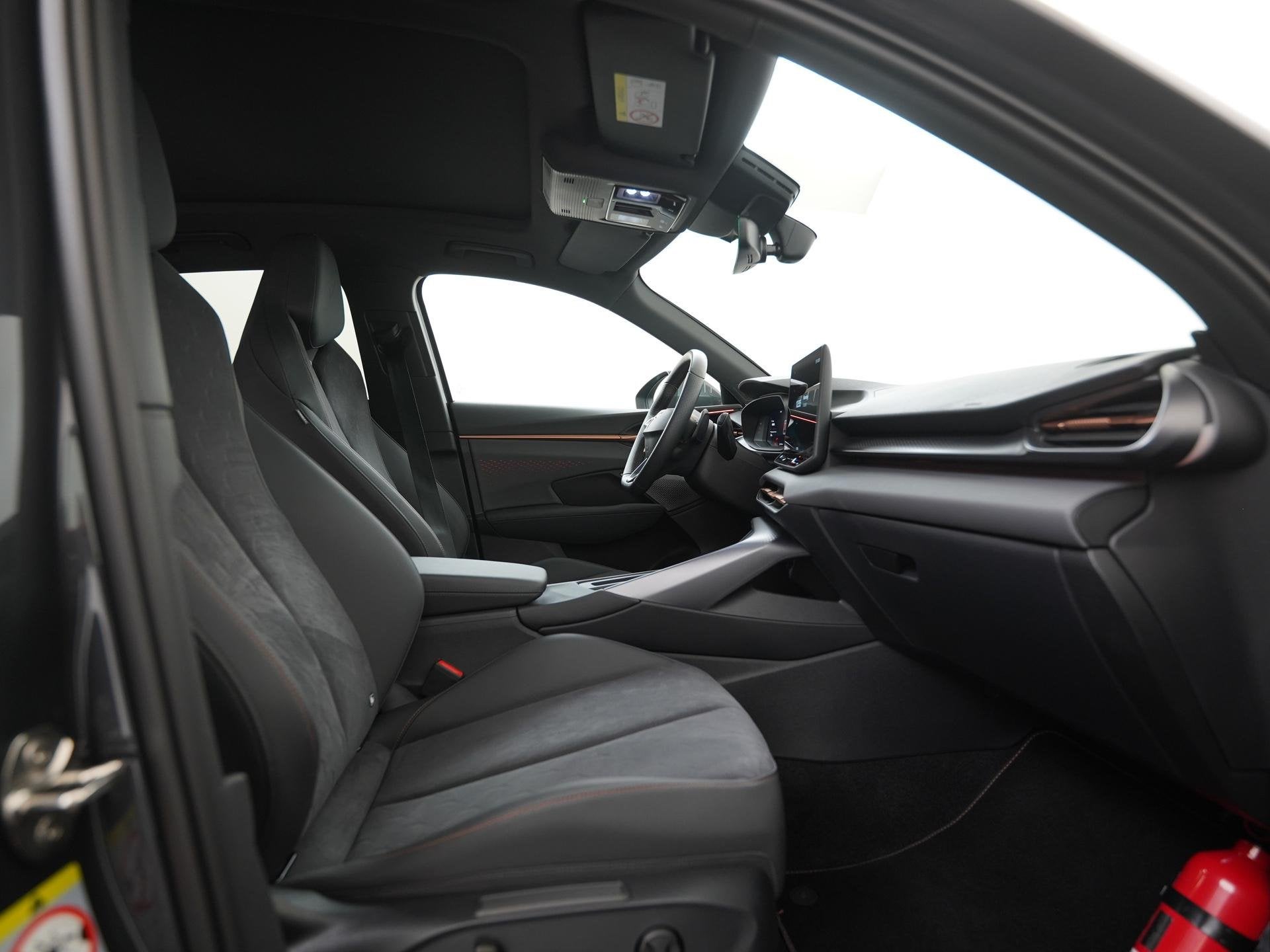CUPRA Terramar 1.5 TSI e-Hybrid Business | Trekhaak | Panora, Auto's, 4 cilinders, 150 min, Alcantara, 26 kWh
