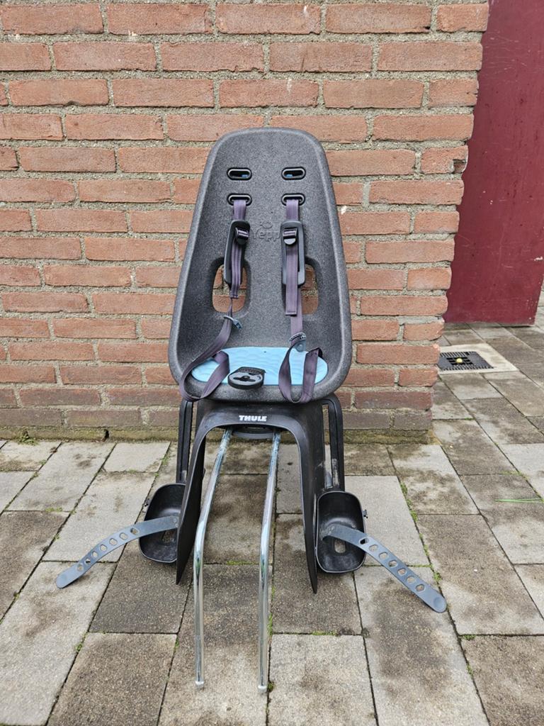 Thule Yepp Achterzitje inclusief bevestigingsmateriaal, Fietsen en Brommers, Fietsaccessoires | Fietsstoeltjes, Ophalen, Achterzitje