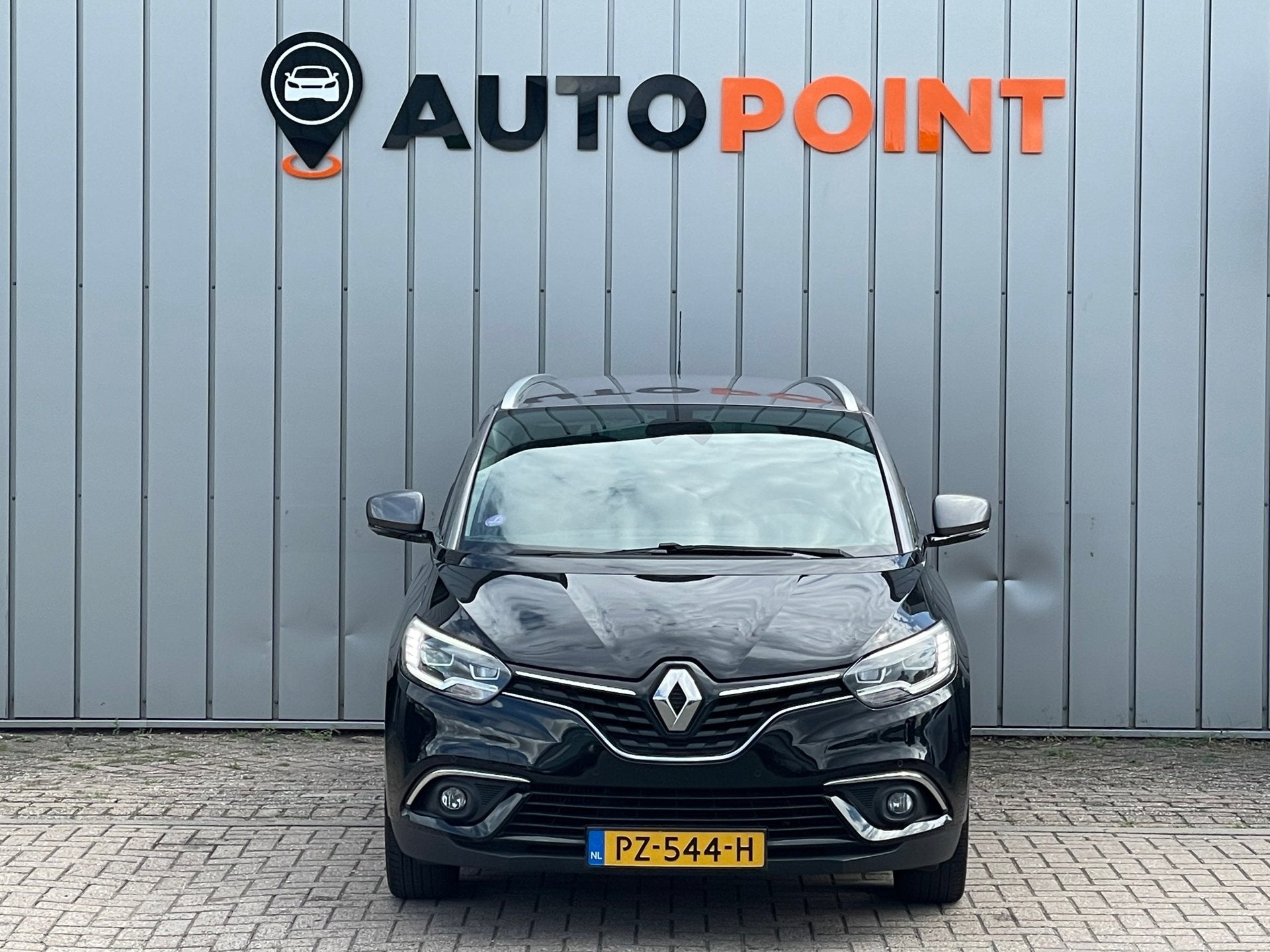 Renault Grand Scénic 1.2 BOSE EDITION 7PERSO ORG NLTREKHAAK, Auto's, Renault, Voorwielaandrijving, Gebruikt, Euro 6, 4 cilinders