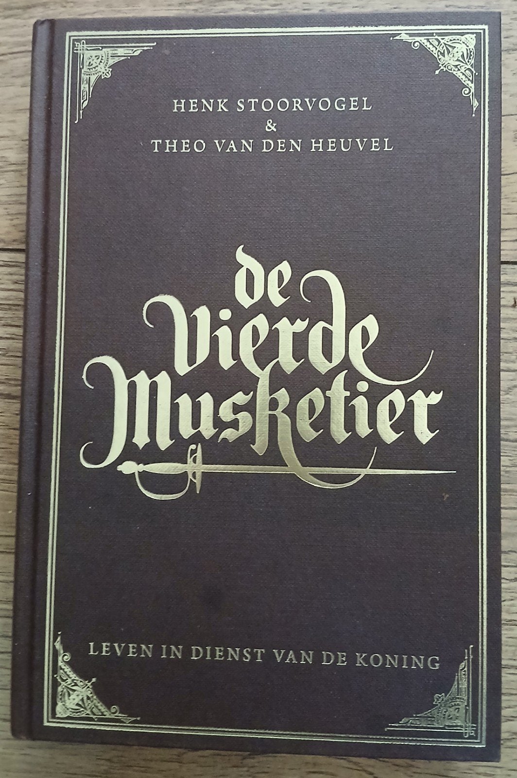 Stoorvogel / Van den Heuvel, De Vierde Musketier, Ophalen of Verzenden, Gelezen