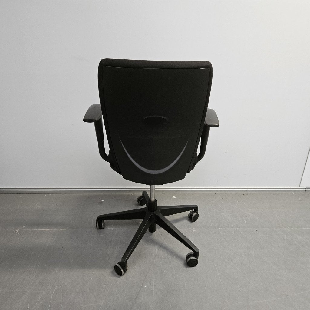 Foto 5 van Lensvelt bureaustoel - zwarte stof