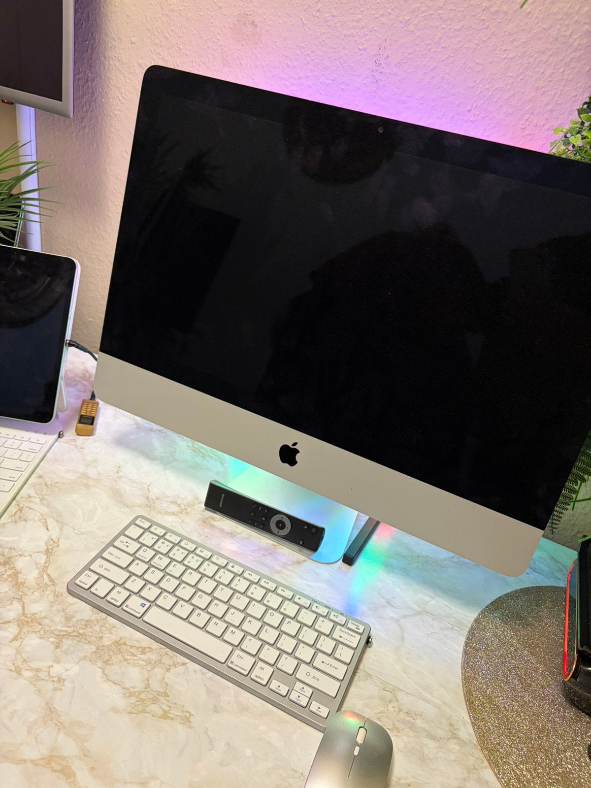 Apple iMac 21,5” Retina 4K • 3.1GHz i5 • Apple Keyboard, Computers en Software, Ophalen, IMac, Zo goed als nieuw, 21.5 inch