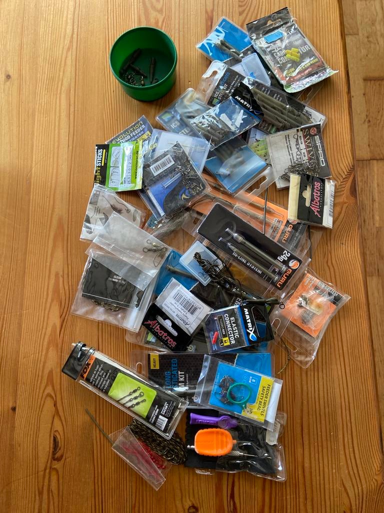 Grote partij diverse visaccessoires en kleinmateriaal, Ophalen of Verzenden, Nieuw, Overige typen