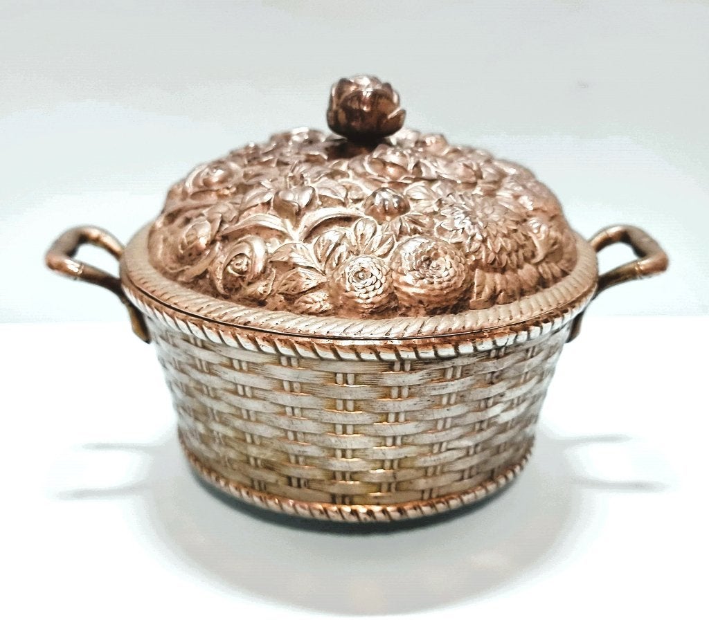 Japans verzilverde doos., Antiek en Kunst, Curiosa en Brocante, Ophalen of Verzenden