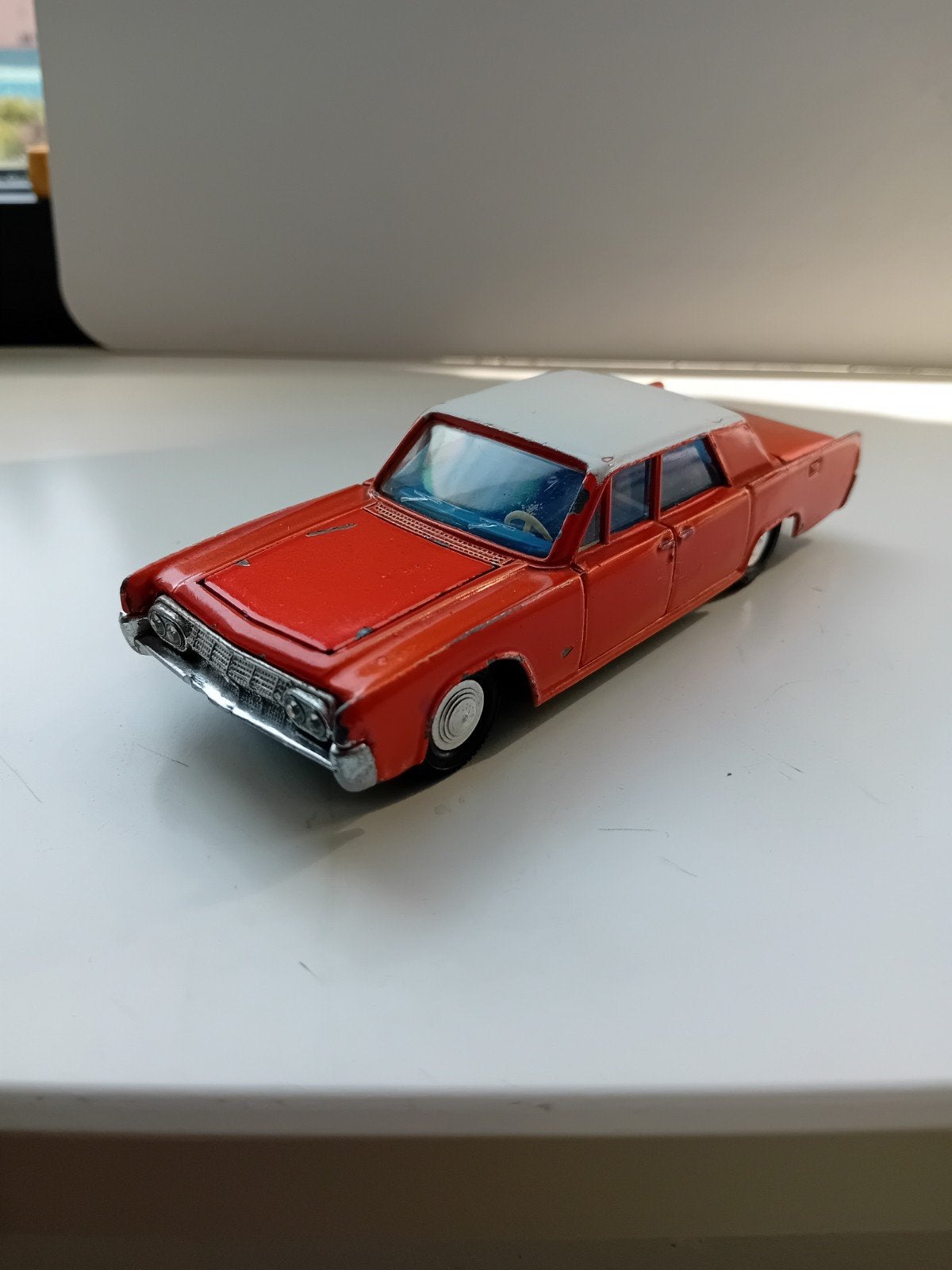 Dinky toys Lincoln Continental., Ophalen of Verzenden, Gebruikt, Auto, Dinky Toys