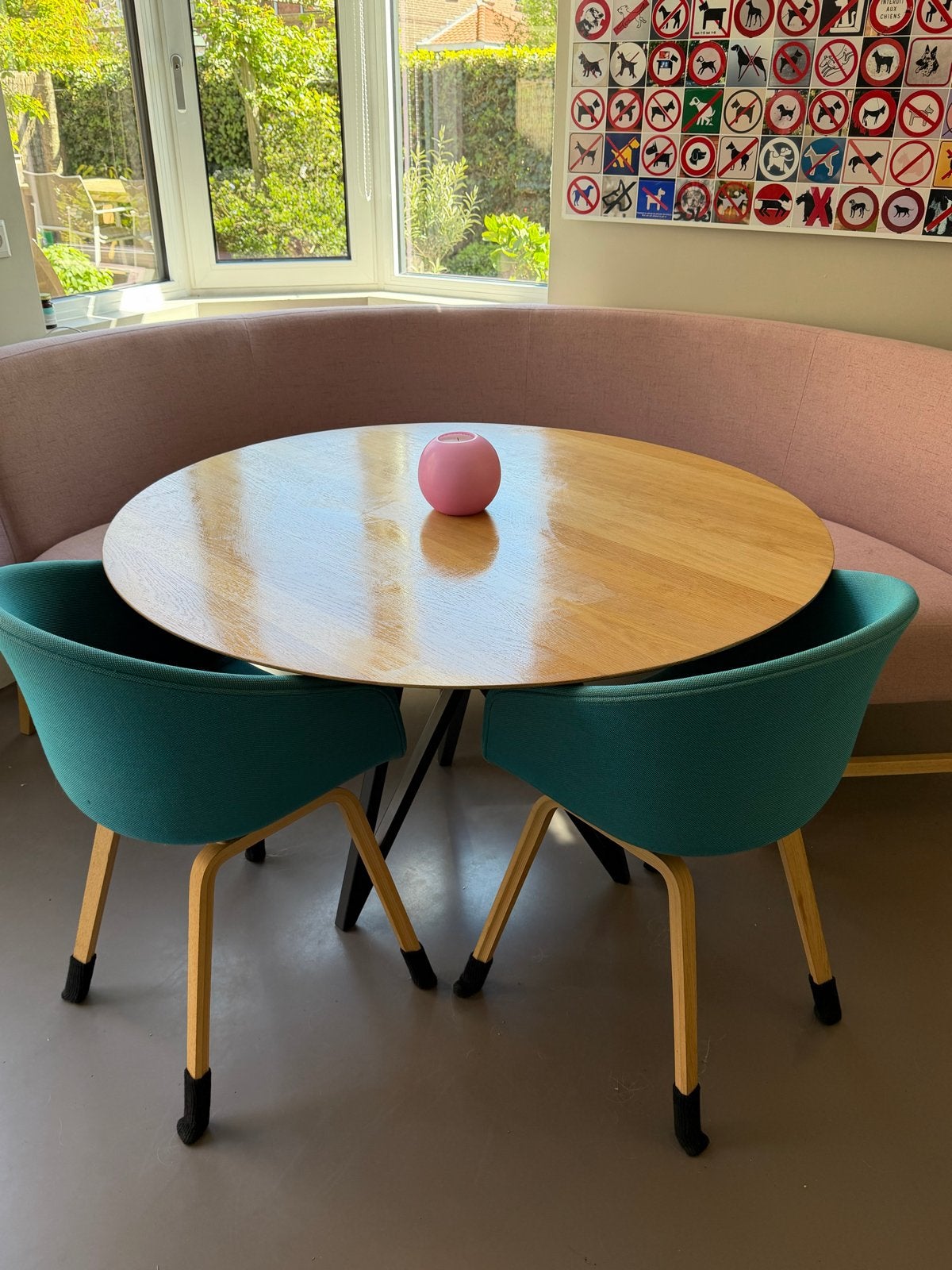 Ronde eettafel van Studio Henk (eikenhout) 120 com €750, Ophalen, 100 tot 150 cm, Zo goed als nieuw, Vier personen