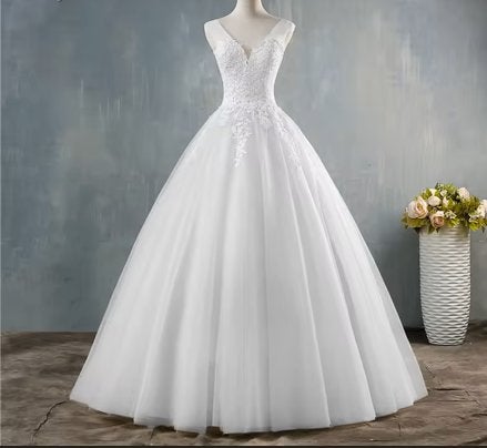 trouwjurk/trouwjurken/bruidsjurk maat 38, Kleding | Dames, Ophalen of Verzenden, Nieuw, Overige kleuren, Trouwjurk