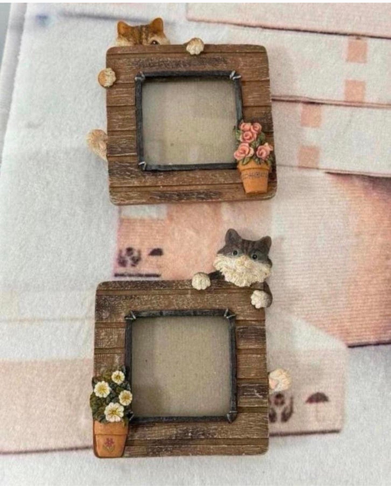 Vintage 2 schattige fotolijstjes met poes kat fotolijst 3D, Audio, Tv en Foto, Fotografie | Fotolijsten, Ophalen of Verzenden