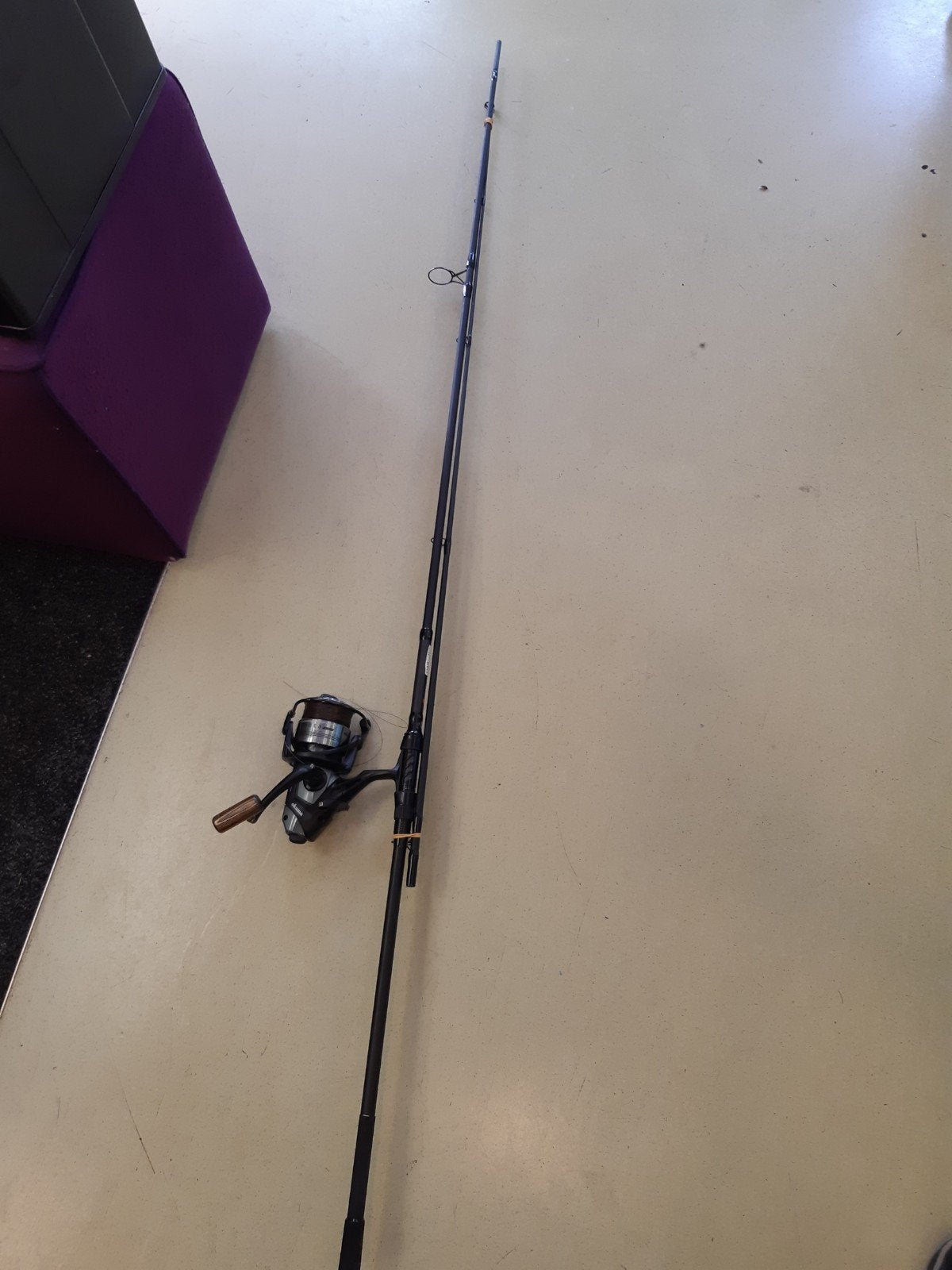 Okuma Aventa AB-8000 + Hengel - Complete Visset, Mvt, Ophalen of Verzenden, Zo goed als nieuw, Okuma