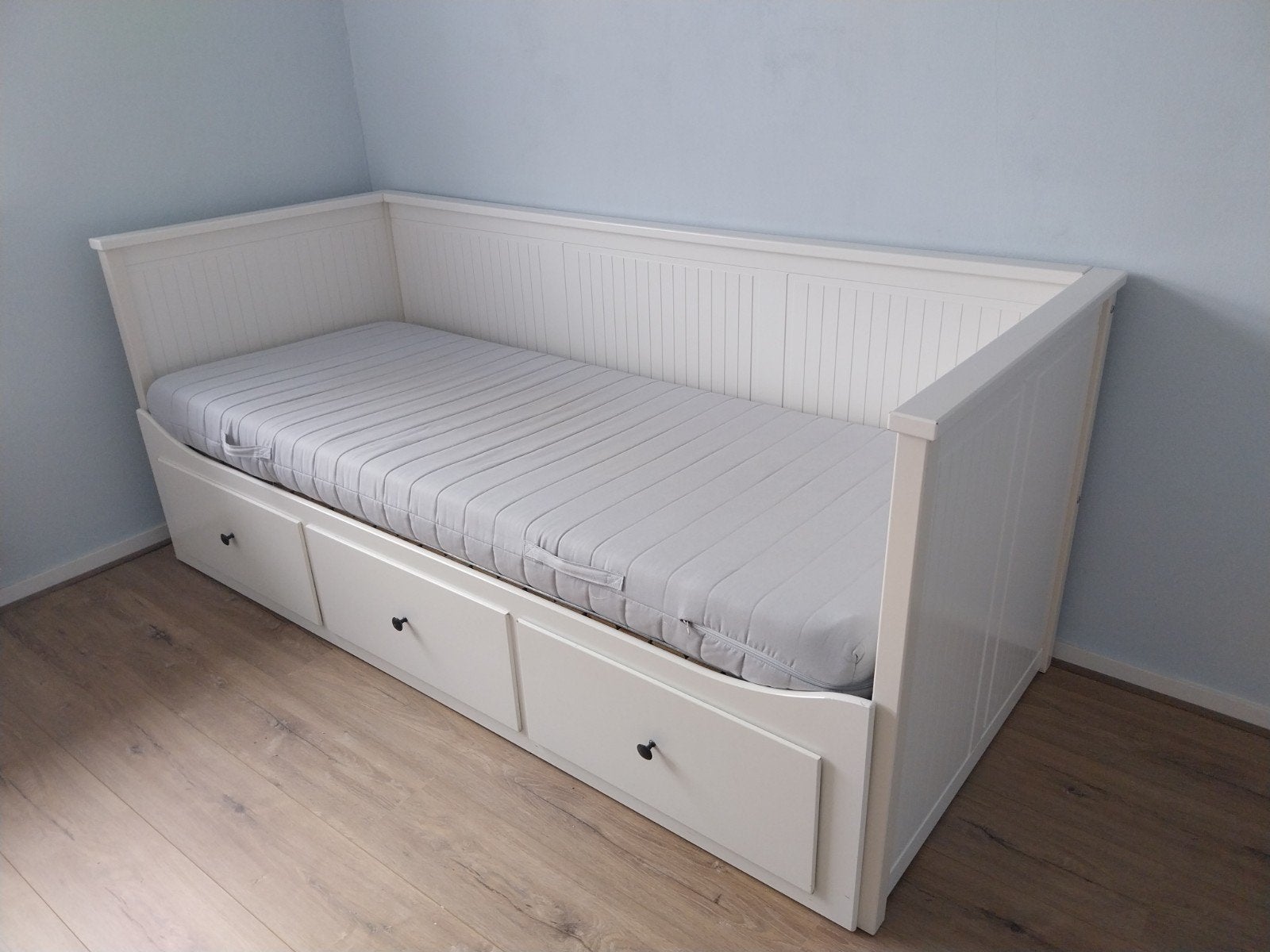 Ikea Hemnes bedbank, Huis en Inrichting, Ophalen, Gebruikt, Tweepersoons, 80 cm
