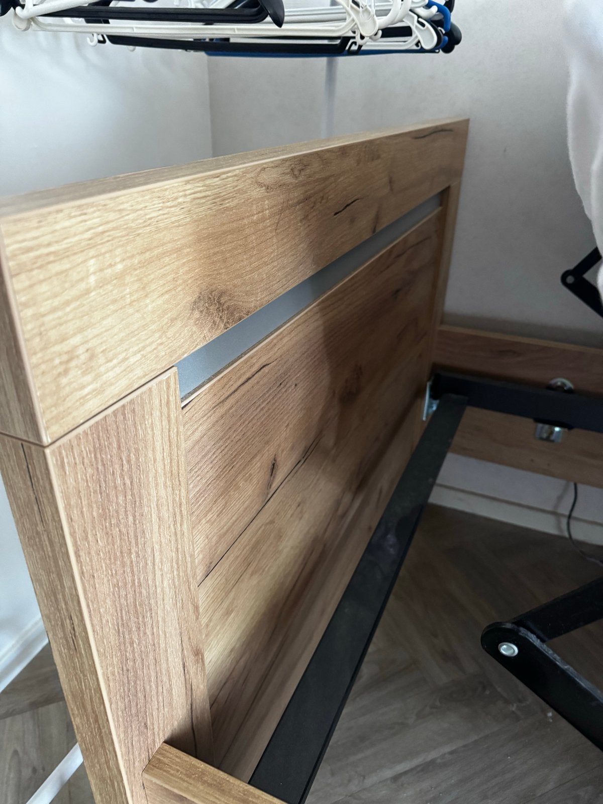 Modern Seniorenbed Elektrisch Verstelbaar 90x200, Ophalen, Verstelbaar, 90 cm, Eenpersoons