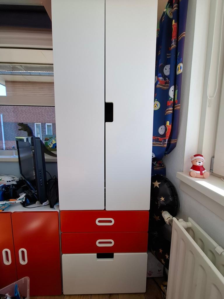 IKEA STUVA kinderkledingkast + laag kastje, Ophalen, 50 tot 70 cm, 105 cm of meer, Zo goed als nieuw