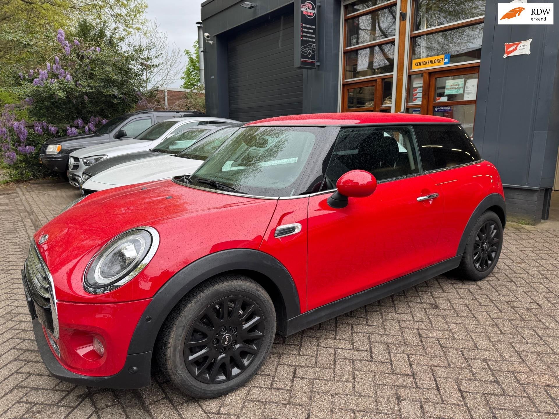 Mini Mini 1.5 Cooper opties MJ 2019, Auto's, Voorwielaandrijving, Stof, Gebruikt, 4 stoelen