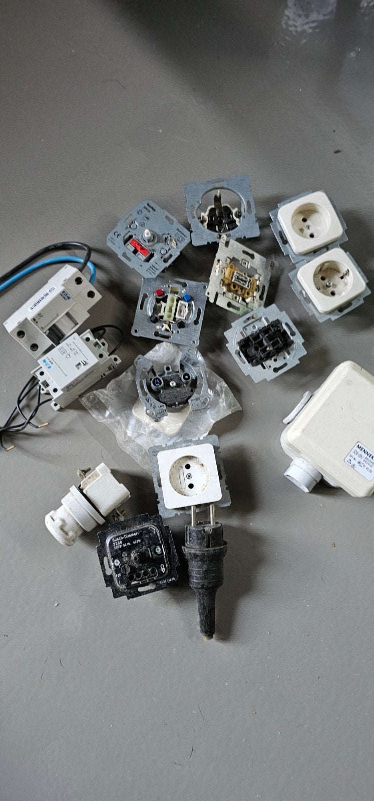 Beltrafo, schakelaars, dimmers, coax, Ophalen of Verzenden, Overige typen