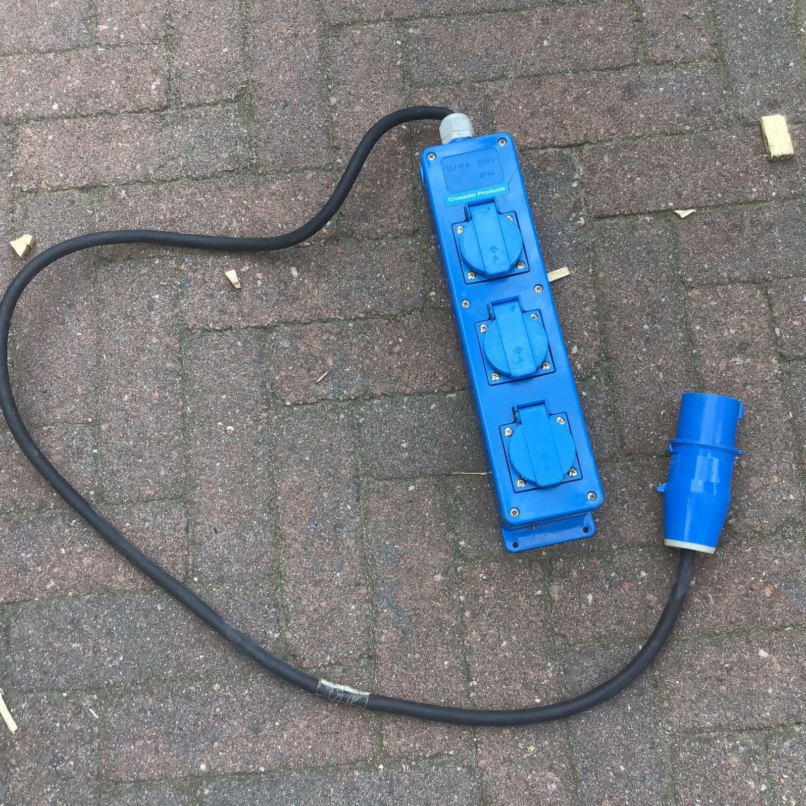 Elktradoos voor in de voortent luifel, Ophalen of Verzenden, Gebruikt