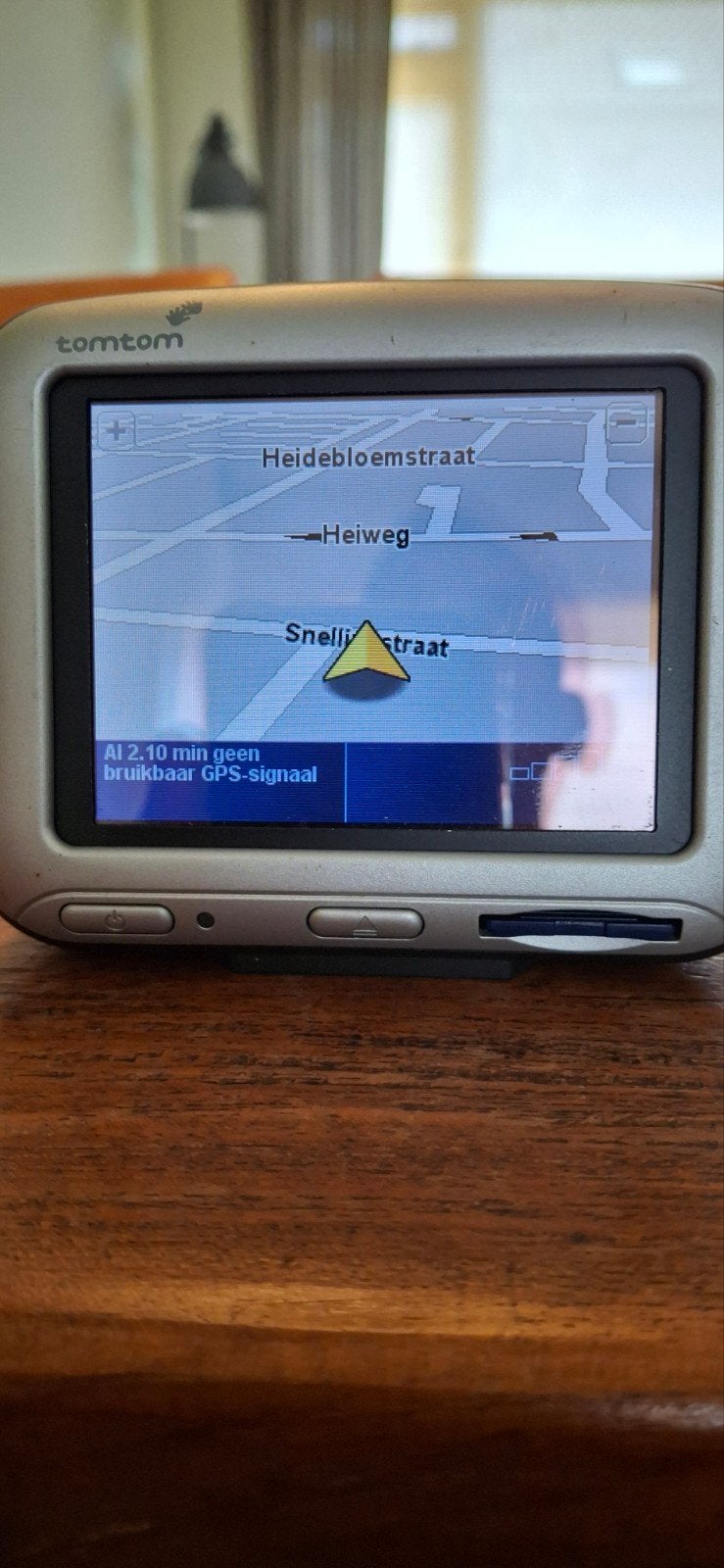 TomTom Go 4D00.001 GPS Navigatiesysteem met Accessoires, Ophalen of Verzenden, Gebruikt