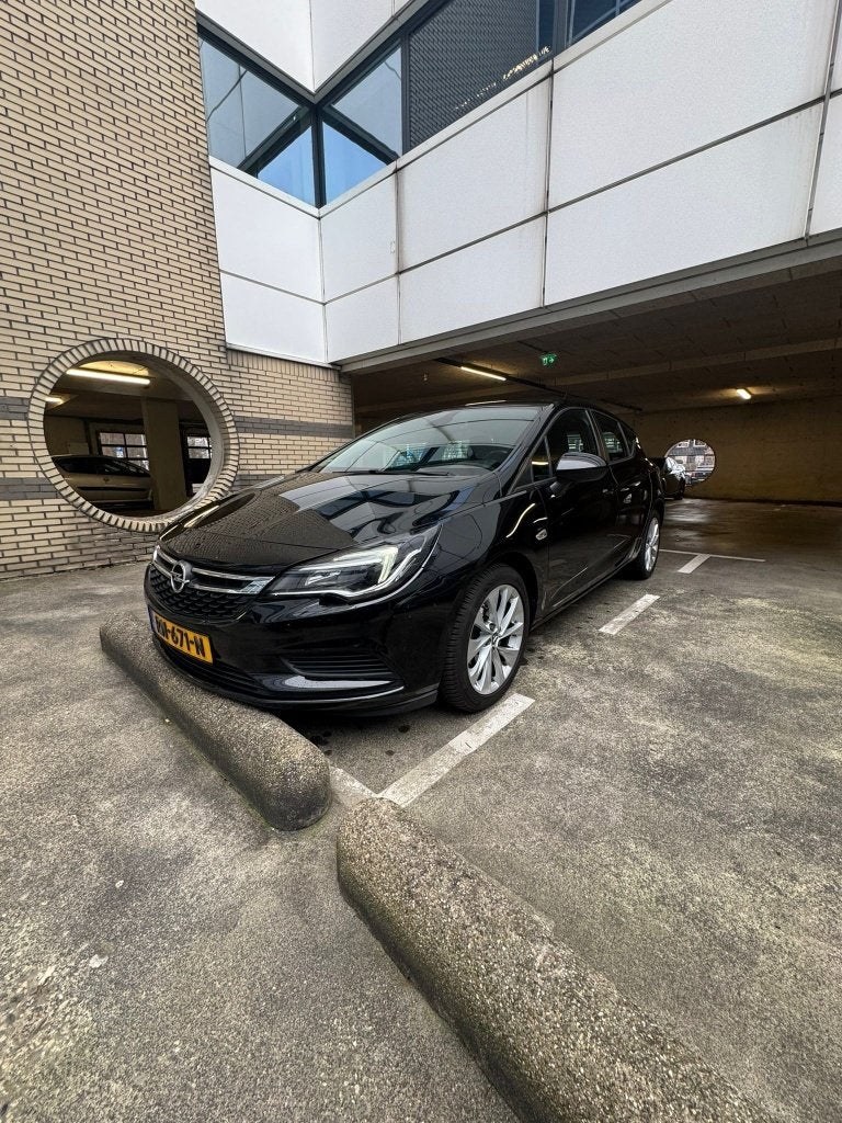 Opel Astra 1.0 Turbo 77KW 5D 2018 Zwart, Auto's, Stof, Zwart, 610 kg, Zwart
